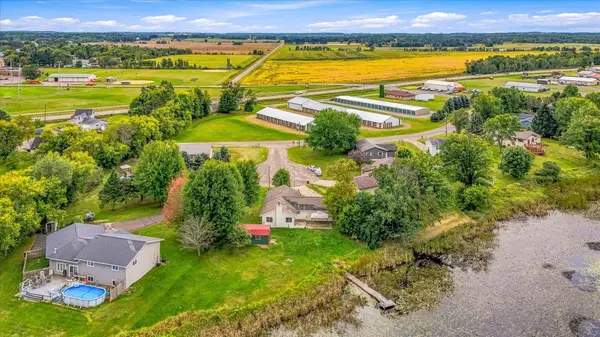 410 Camelia DR, Clayton, WI 54004