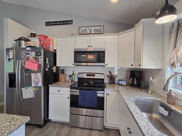 124 Kenna DR, Le Sueur, MN 56058