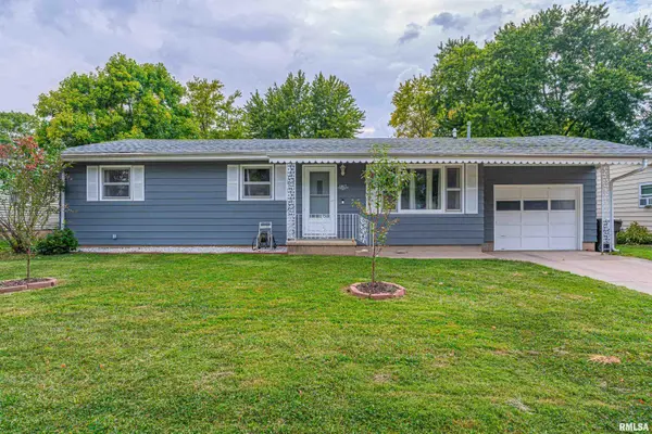 1017 N MADISON ST, Lincoln, IL 62656