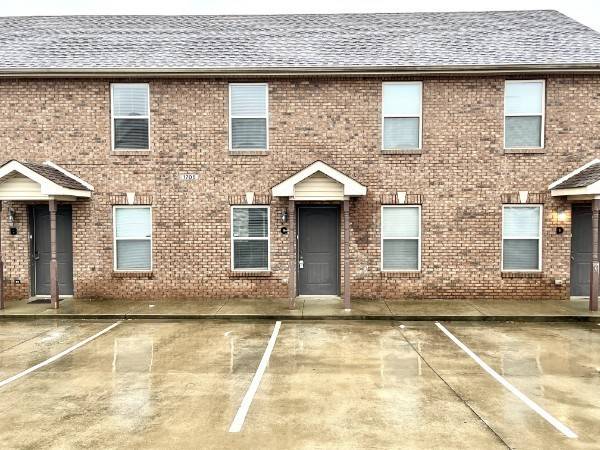 1705 Manning Dr #B, Clarksville, TN 37042