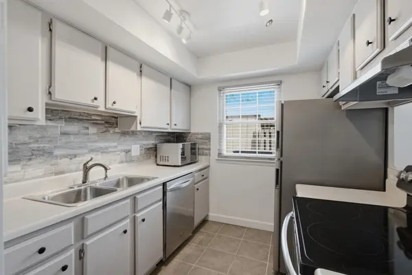 8207 Sawyer Brown Rd #M4, Nashville, TN 37221