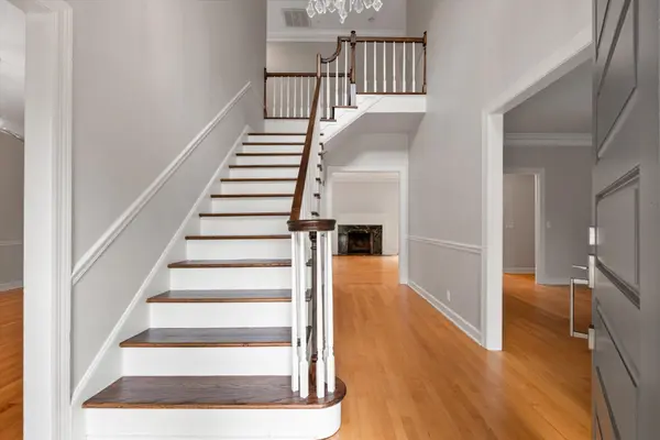 605 Linden Sq, Nashville, TN 37215