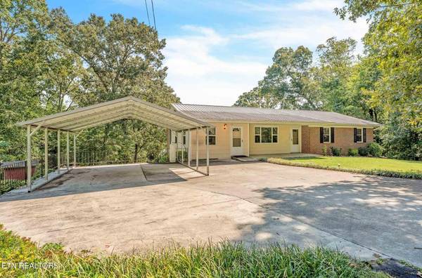 228 Crestwood Circle, Decatur, TN 37322
