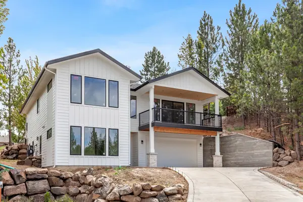 5211 S Fairfax Ln, Spokane Valley, WA 99037