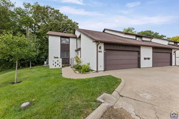 1701 Hammond Dr, Emporia, KS 66862