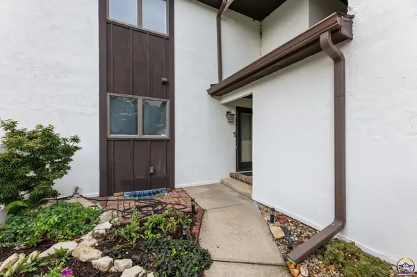 1701 Hammond Dr, Emporia, KS 66862