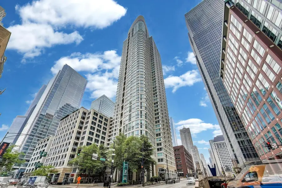 345 N LaSalle DR #3502, Chicago, IL 60654