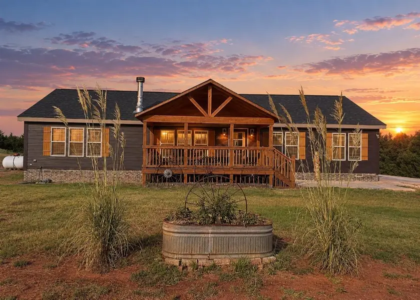 348100 E Country DR, Cushing, OK 74023