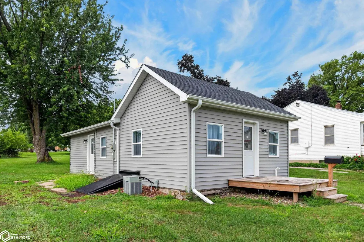 1312 W Church ST, Marshalltown, IA 50158