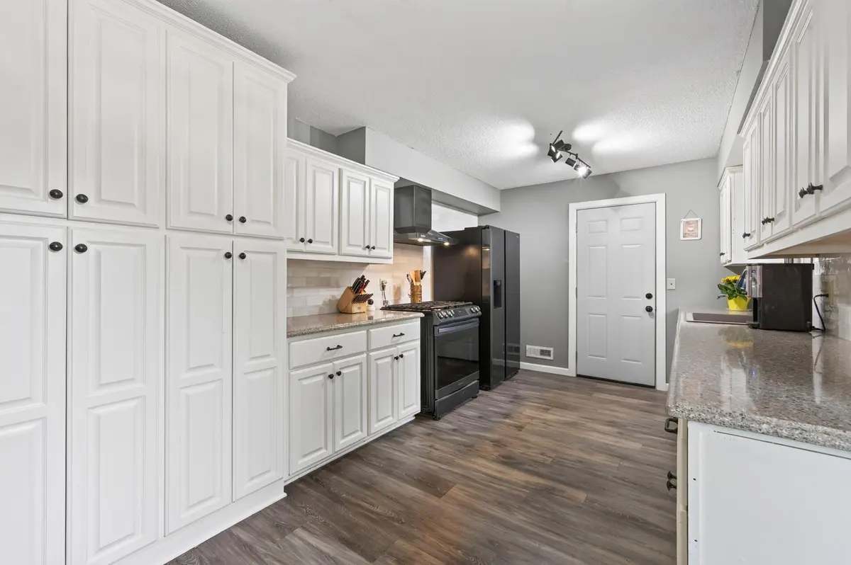 8305 69th ST S, Cottage Grove, MN 55016