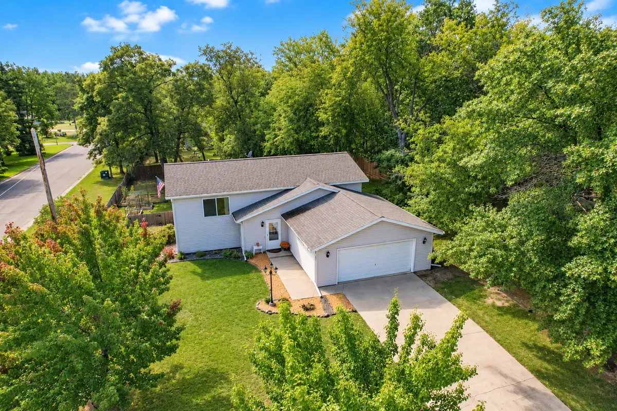 802 Cora ST, Brainerd, MN 56401