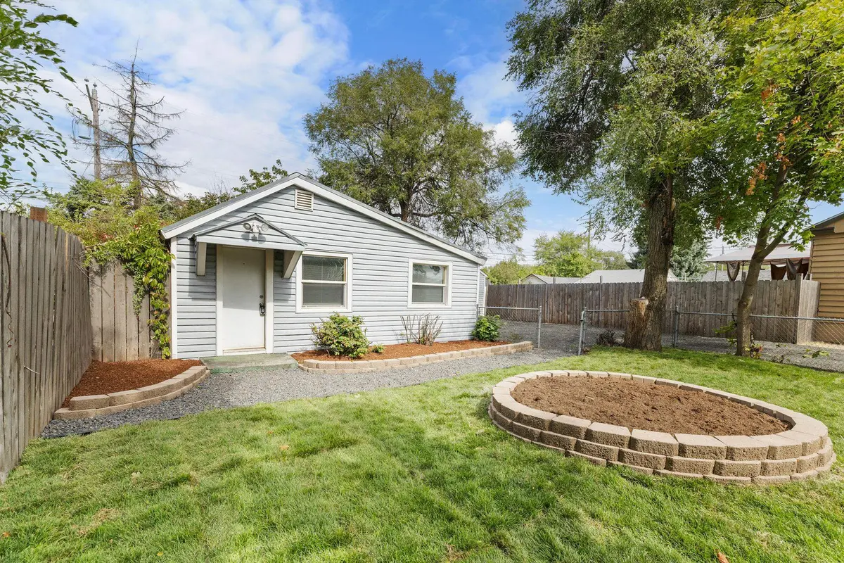 4513 E 3rd Ave, Spokane Valley, WA 99212