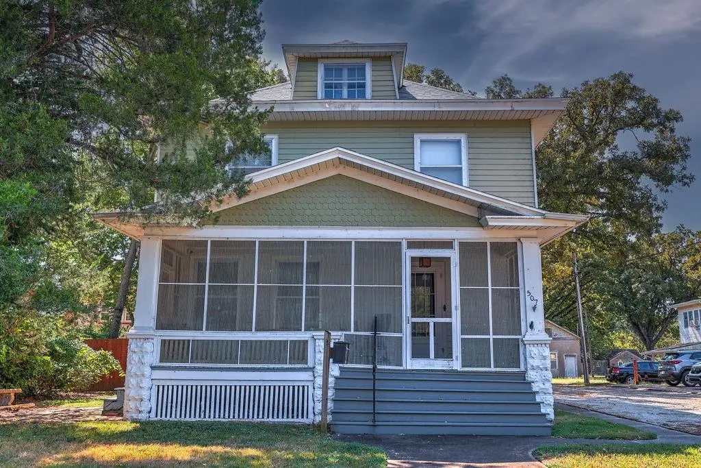 507 W 9th, Winfield, KS 67156