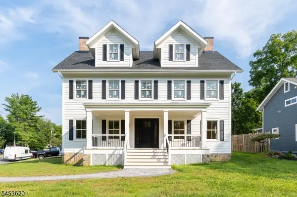 30 E Main St, Mendham Boro, NJ 07945