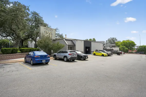 935 La Posada DR #146, Austin, TX 78752