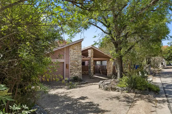 4603 Twin Valley CIR, Austin, TX 78731