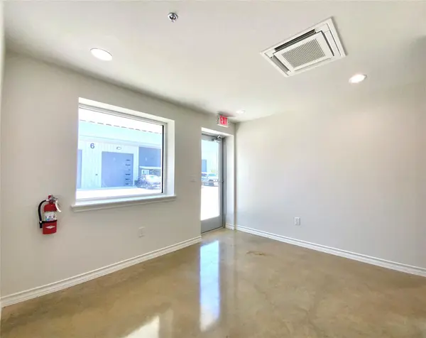 1304 Leander DR #220, Leander, TX 78641