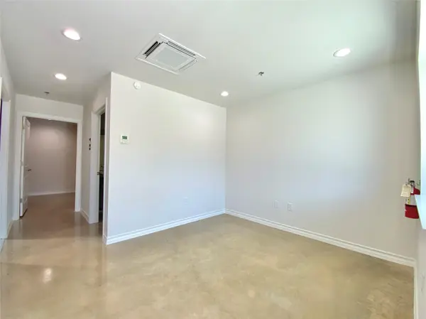 1304 Leander DR #220, Leander, TX 78641