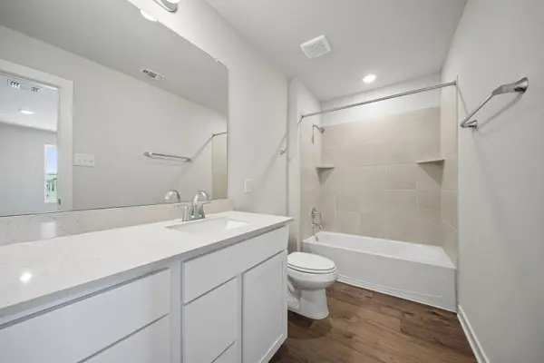 212 Firefox WAY, Jarrell, TX 76537