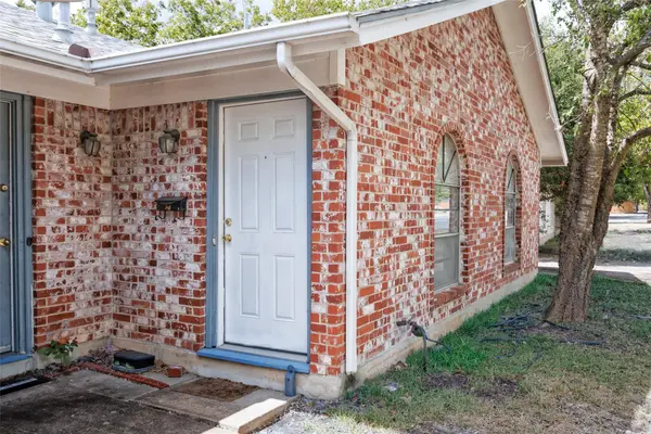 4713 Sagebrush TRL #B, Austin, TX 78745