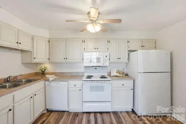 1300 Reece RD #312, Charlotte, NC 28209
