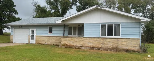 13860 Gillaspie, Wamego, KS 66547