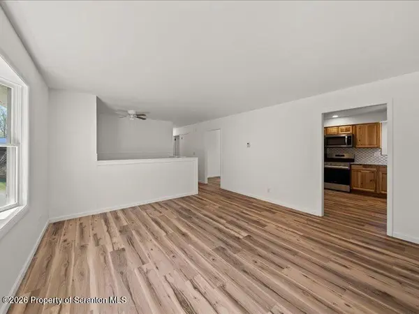 11 Padula RD, Tunkhannock, PA 18657