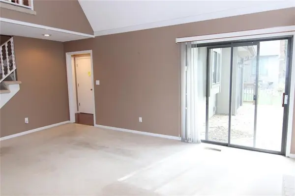 12817 W 116th ST, Overland Park, KS 66210