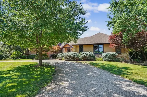 703 US 40 HWY, Lawrence, KS 66049