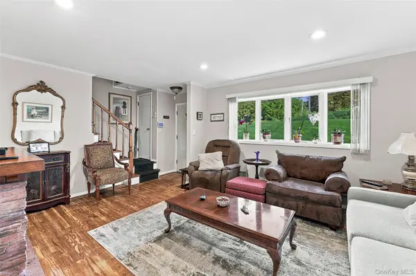 3507 Strang BLVD, Yorktown Heights, NY 10598