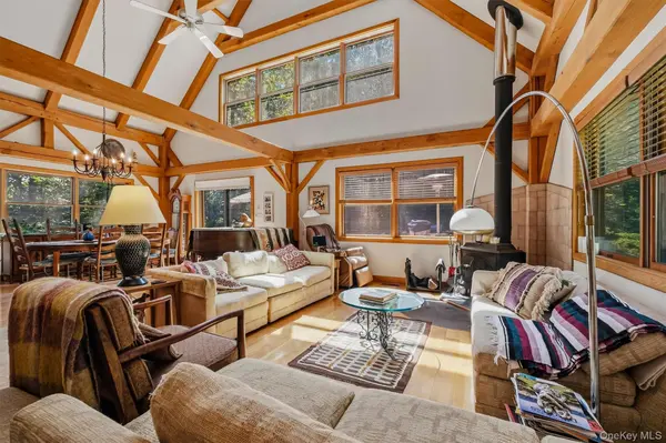 104 Old Forge DR, Carmel, NY 10512
