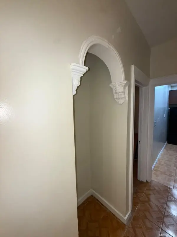 409 E 32nd ST, Brooklyn, NY 11226