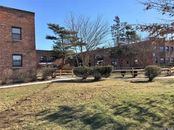 112 Division #1 D, Levittown, NY 11756
