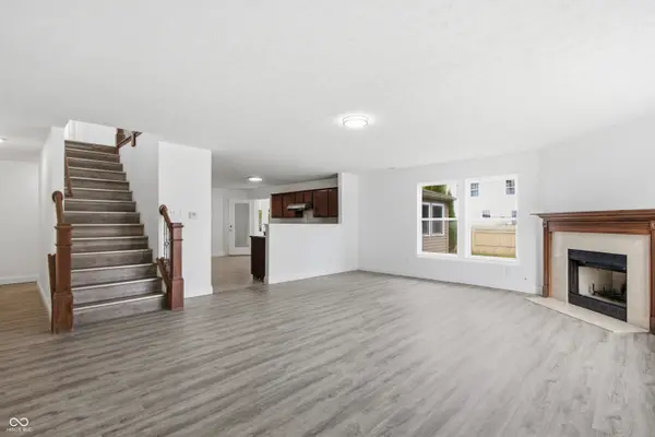 5870 Magnificent LN, Indianapolis, IN 46234