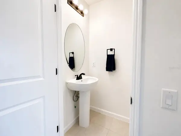 6312 SILVERSTAR DR, Sarasota, FL 34240