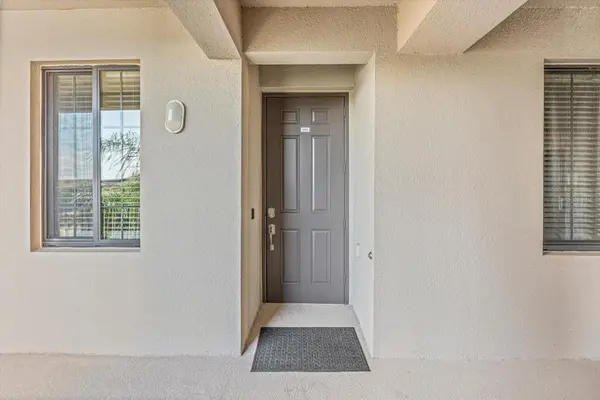 17810 GAWTHROP DR #304, Bradenton, FL 34211