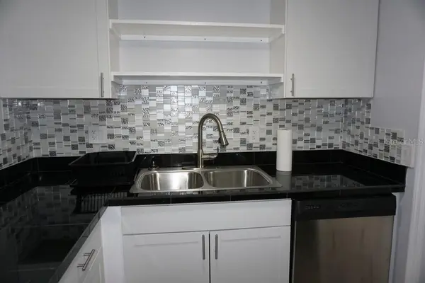 1250 46TH ST, Sarasota, FL 34234