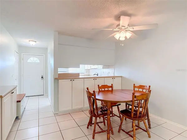 1 FAIRWAY CT, Deland, FL 32724