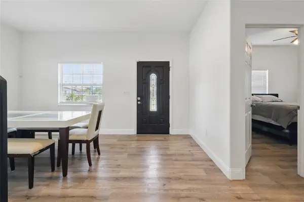 3024 W DOUGLAS ST, Tampa, FL 33607