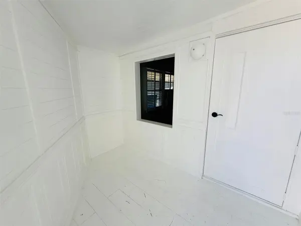 4851 W GANDY BLVD #B4L12, Tampa, FL 33611