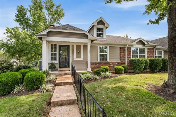 1902 Baxter Ridge DR, Chesterfield, MO 63017