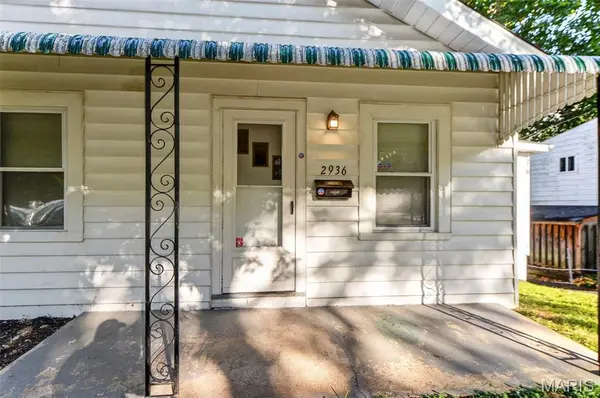 2936 Hilleman AVE, St Louis, MO 63114