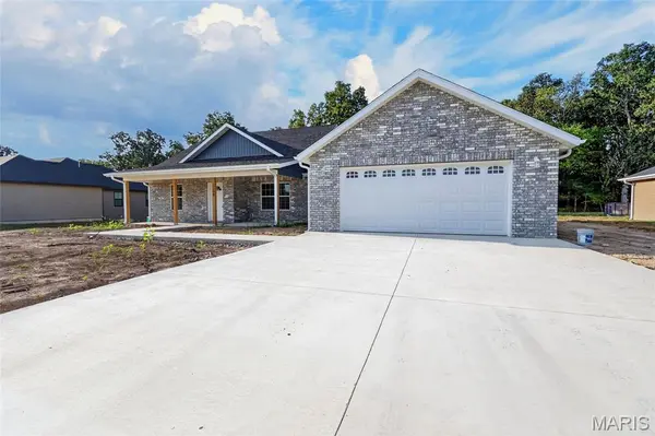 1100 Daytona Drive, Lebanon, MO 65536