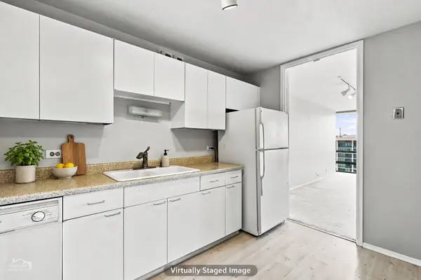 1660 N La Salle DR #3310, Chicago, IL 60614