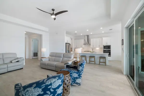 13682 Blue Bay CIR, Fort Myers, FL 33913