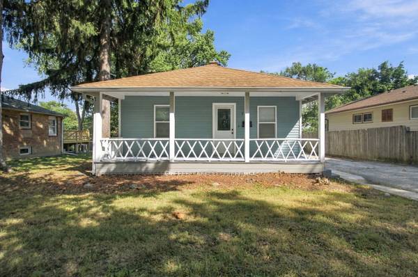 217 N Warwick AVE, Westmont, IL 60559