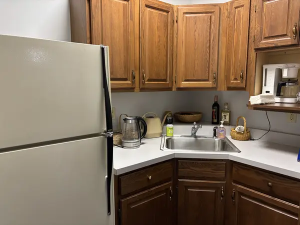 2444 E KIMBERLY RD, Davenport, IA 52807