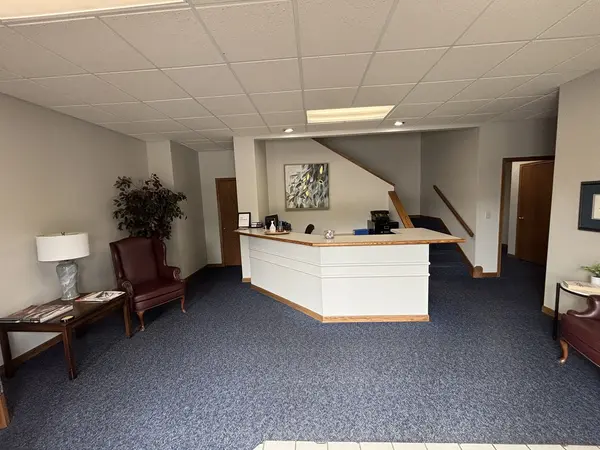 2444 E KIMBERLY RD, Davenport, IA 52807