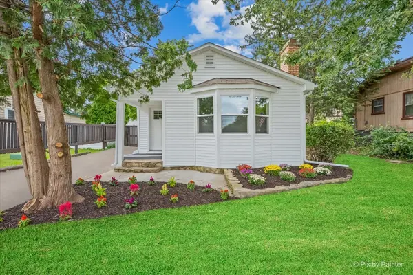 23475 N Summit DR, Barrington, IL 60010