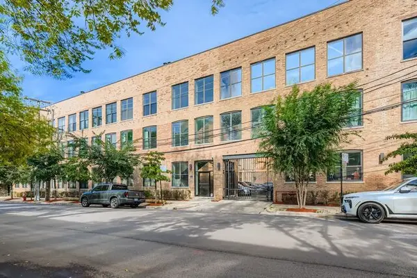 1760 W Wrightwood AVE #305, Chicago, IL 60614